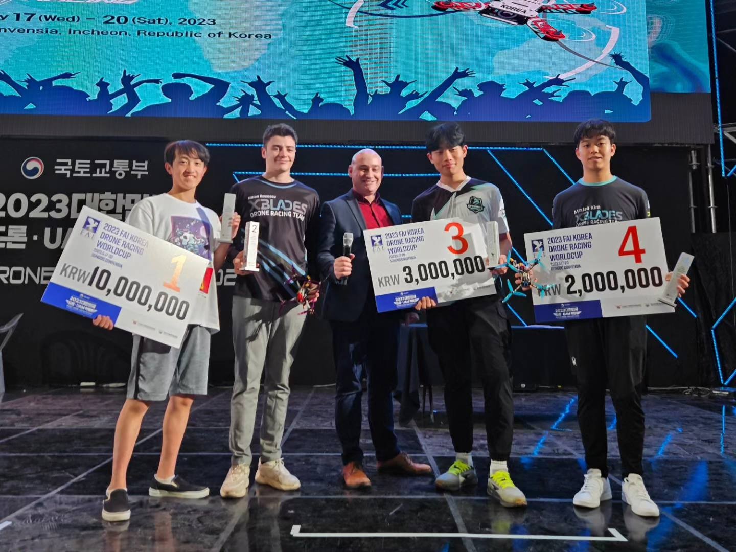 Pilots at the FAI Korea Drone Racing World Cup 2023 awards ceremony